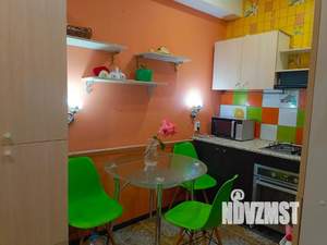 1-к квартира, посуточно, 40м2, 1/7 этаж