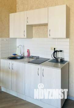 Студия квартира, посуточно, 28м2, 6/8 этаж