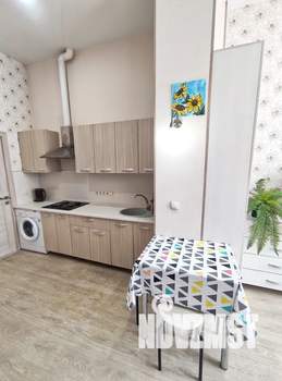 Студия квартира, посуточно, 27м2, 1/6 этаж