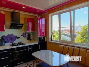 3-к квартира, на длительный срок, 96м2, 4/5 этаж