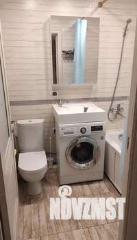 Студия квартира, посуточно, 25м2, 2/6 этаж