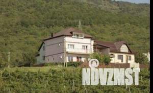 Студия квартира, на длительный срок, 100м2, 1/3 этаж