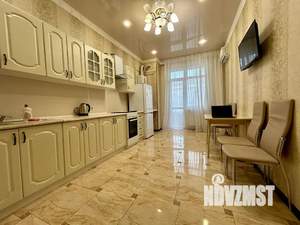 2-к квартира, посуточно, 70м2, 3/11 этаж