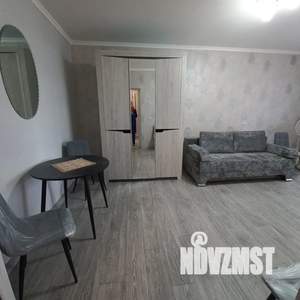 1-к квартира, посуточно, 37м2, 2/10 этаж