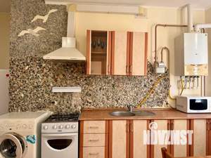 2-к квартира, посуточно, 50м2, 3/3 этаж