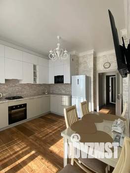 1-к квартира, посуточно, 56м2, 6/6 этаж