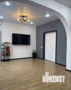 5-к квартира, на длительный срок, 141м2, 5/6 этаж