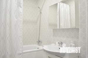 1-к квартира, посуточно, 45м2, 1/1 этаж