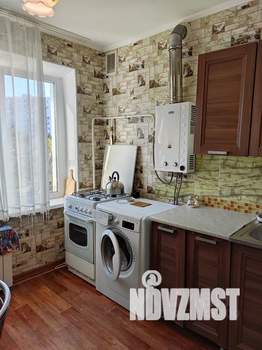 1-к квартира, посуточно, 38м2, 5/5 этаж