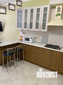 1-к квартира, посуточно, 53м2, 3/6 этаж