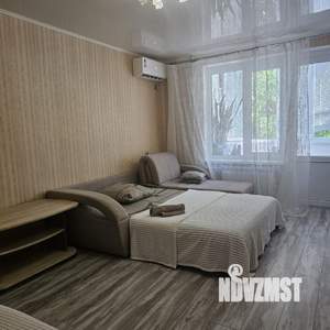 1-к квартира, посуточно, 40м2, 3/9 этаж