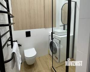 Студия квартира, посуточно, 35м2, 1/4 этаж