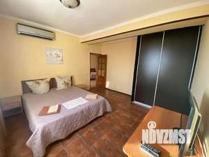 2-к квартира, посуточно, 63м2, 4/4 этаж