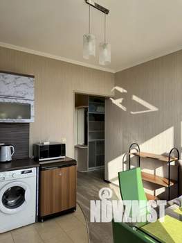 1-к квартира, посуточно, 40м2, 5/8 этаж