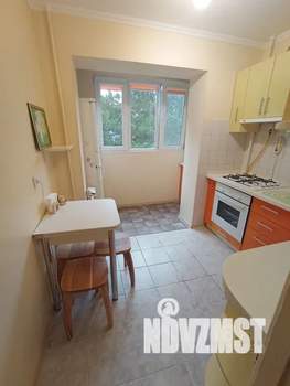 2-к квартира, посуточно, 40м2, 3/5 этаж