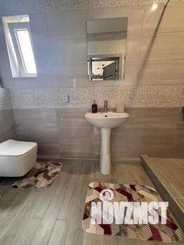2-к квартира, посуточно, 50м2, 3/3 этаж