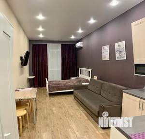 Студия квартира, посуточно, 30м2, 4/8 этаж