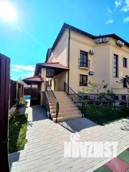 Студия квартира, посуточно, 35м2, 2/3 этаж