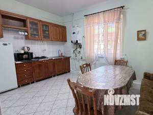 3-к квартира, посуточно, 100м2, 1/2 этаж