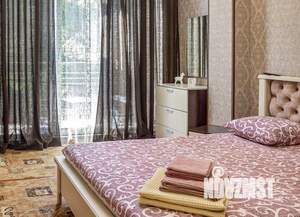 2-к квартира, посуточно, 70м2, 1/1 этаж