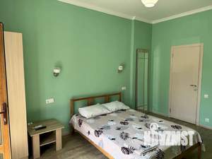 2-к квартира, посуточно, 40м2, 1/3 этаж