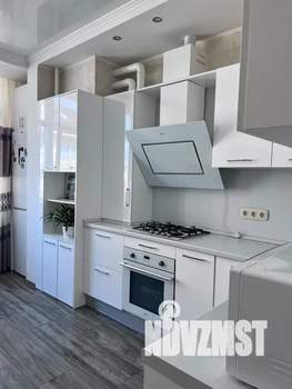 1-к квартира, посуточно, 49м2, 9/10 этаж