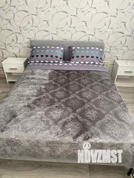 1-к квартира, посуточно, 46м2, 3/3 этаж