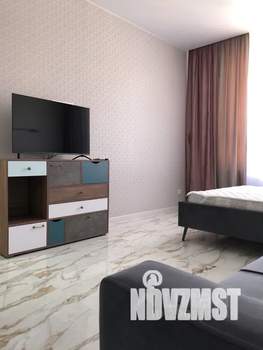 1-к квартира, посуточно, 40м2, 7/7 этаж