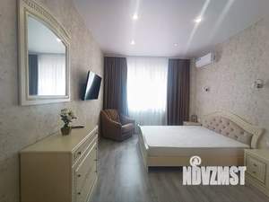 1-к квартира, посуточно, 52м2, 1/6 этаж