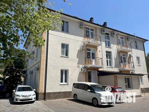 1-к квартира, посуточно, 50м2, 2/4 этаж