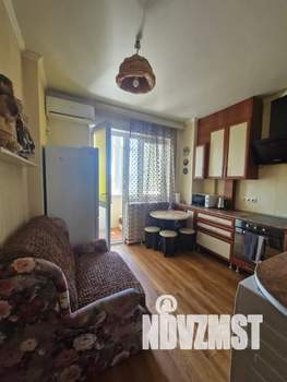 1-к квартира, посуточно, 42м2, 2/6 этаж