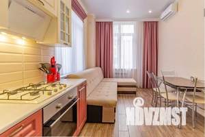 1-к квартира, посуточно, 40м2, 1/8 этаж