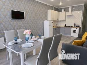 1-к квартира, посуточно, 61м2, 3/6 этаж