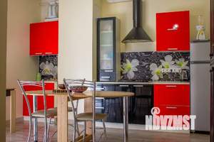 2-к квартира, посуточно, 64м2, 2/5 этаж