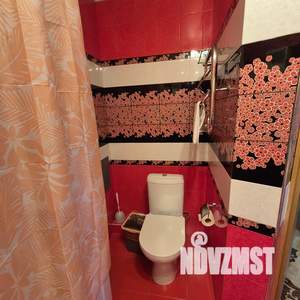 1-к квартира, посуточно, 42м2, 1/10 этаж