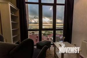 1-к квартира, посуточно, 53м2, 8/10 этаж