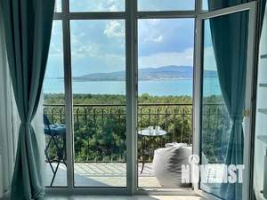 Студия квартира, посуточно, 40м2, 7/11 этаж