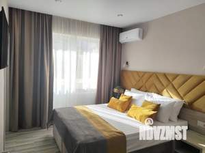 2-к квартира, посуточно, 42м2, 1/1 этаж