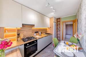 1-к квартира, посуточно, 50м2, 1/1 этаж