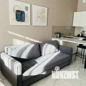 Студия квартира, посуточно, 32м2, 6/8 этаж