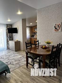 2-к квартира, посуточно, 60м2, 3/3 этаж