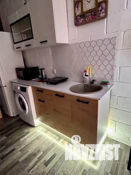 Студия квартира, посуточно, 35м2, 1/8 этаж