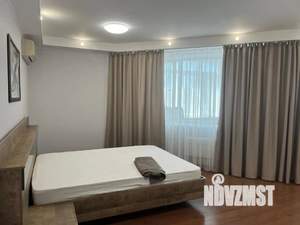 3-к квартира, посуточно, 110м2, 2/4 этаж