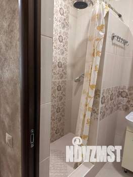 1-к квартира, посуточно, 40м2, 3/8 этаж