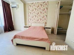 1-к квартира, посуточно, 50м2, 5/8 этаж