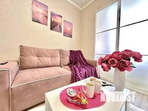 1-к квартира, посуточно, 50м2, 1/1 этаж