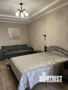 1-к квартира, посуточно, 61м2, 11/12 этаж