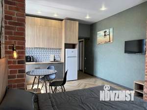 Студия квартира, посуточно, 35м2, 3/3 этаж