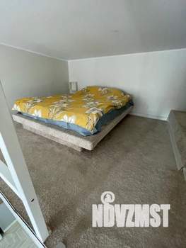 Студия квартира, посуточно, 35м2, 1/7 этаж
