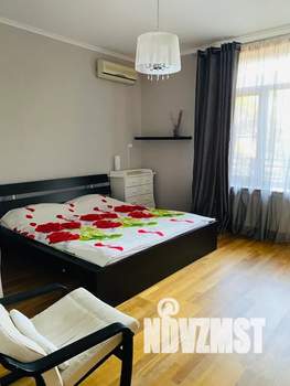 2-к квартира, посуточно, 90м2, 2/4 этаж